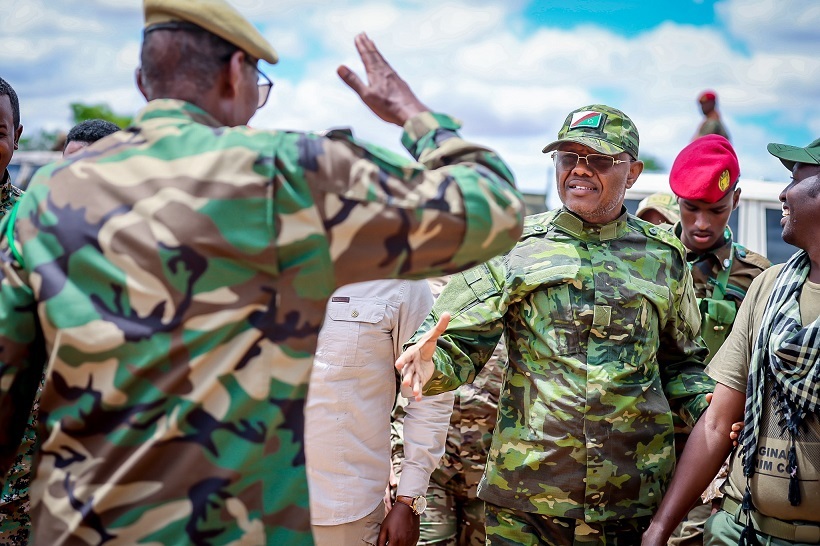 Laftagareen oo diyaargarow wada.jpg